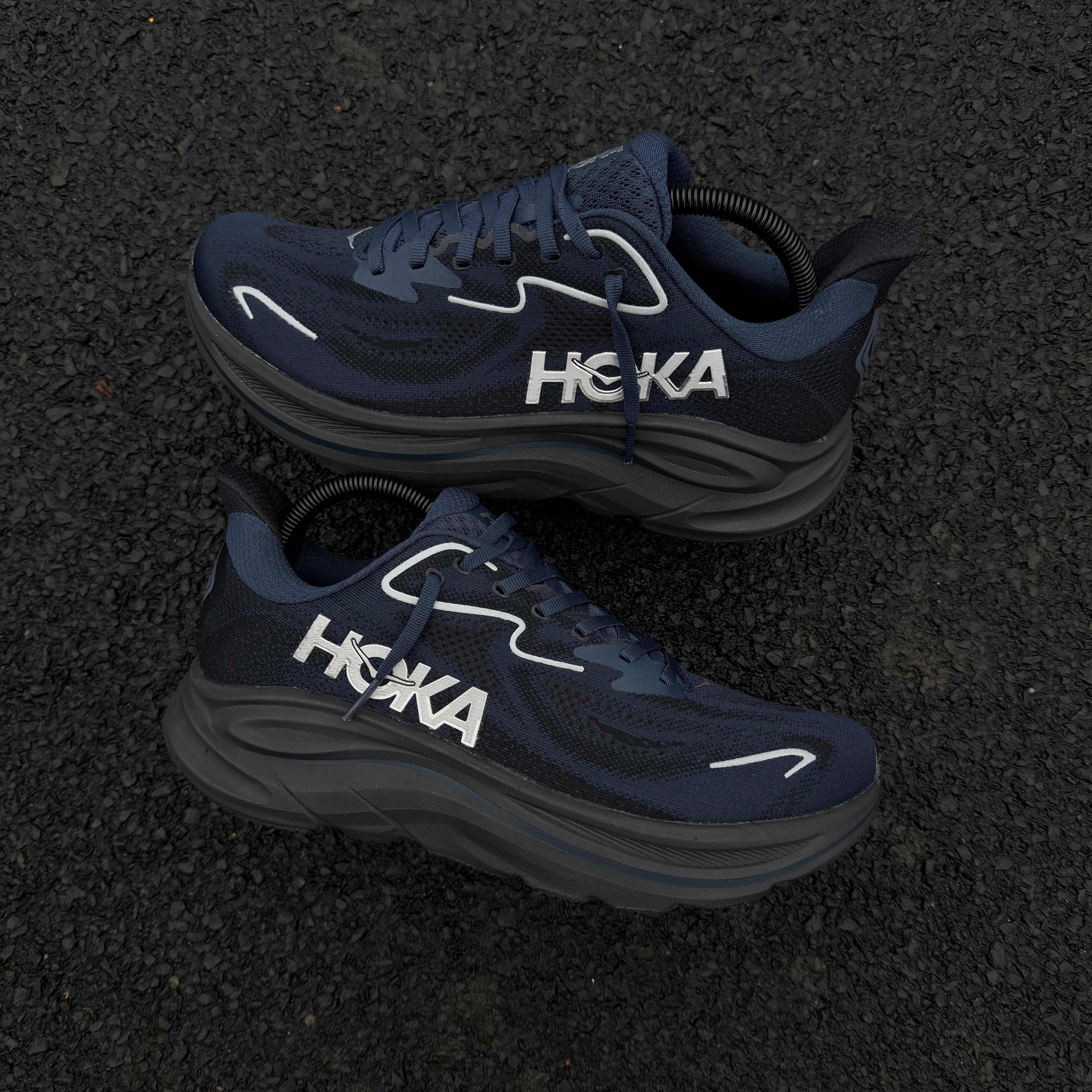 HOKA CLIFTON 10 VARSITY 'NAVY BLACK'