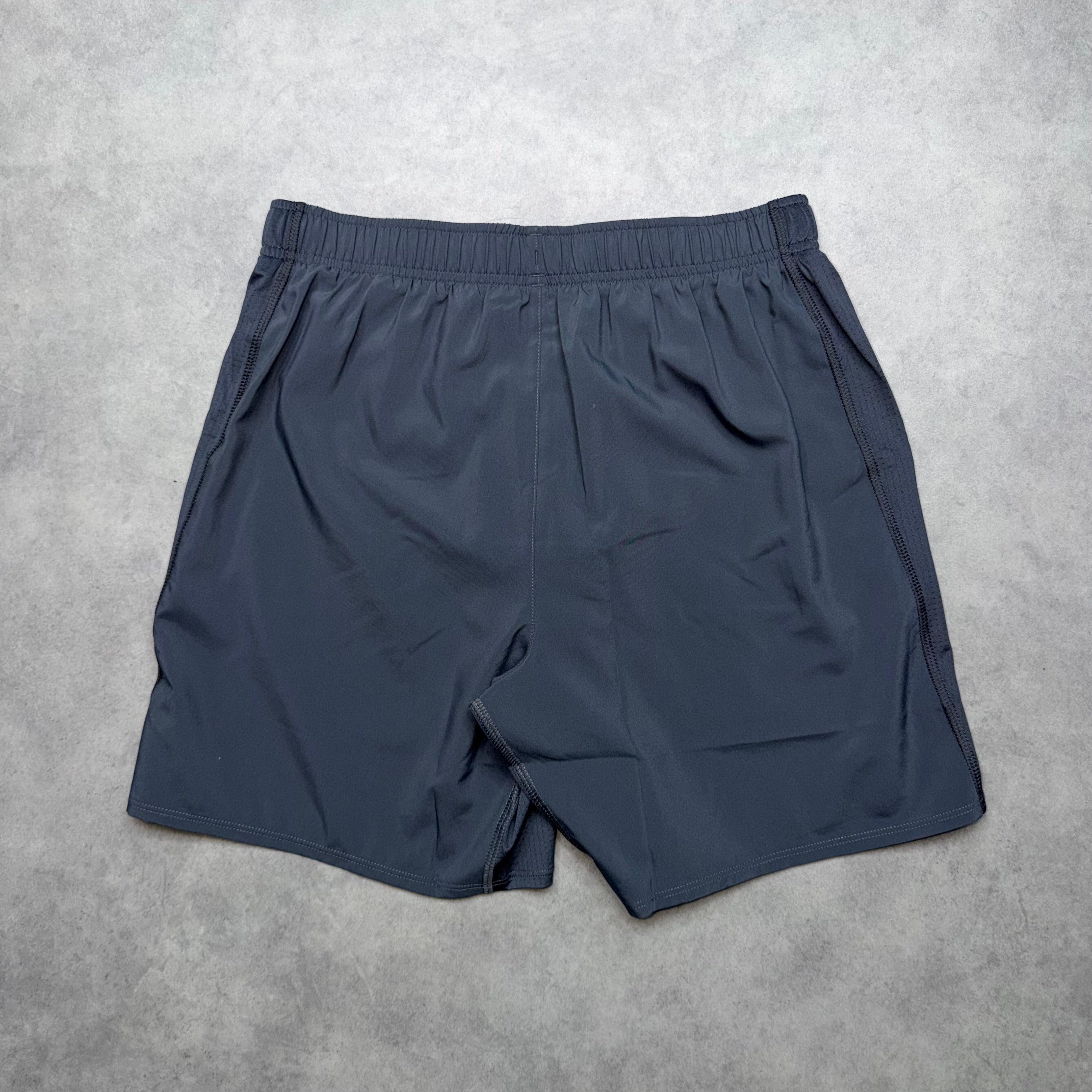 ASICS CORE 7" SHORT 'GREY'