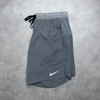 NIKE FLEX STRIDE SHORTS 7" 'GREY'