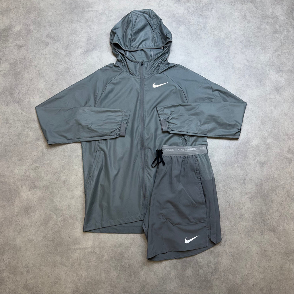 NIKE ESSENTIAL RUNNING JACKET SHORT SET 'GREY'