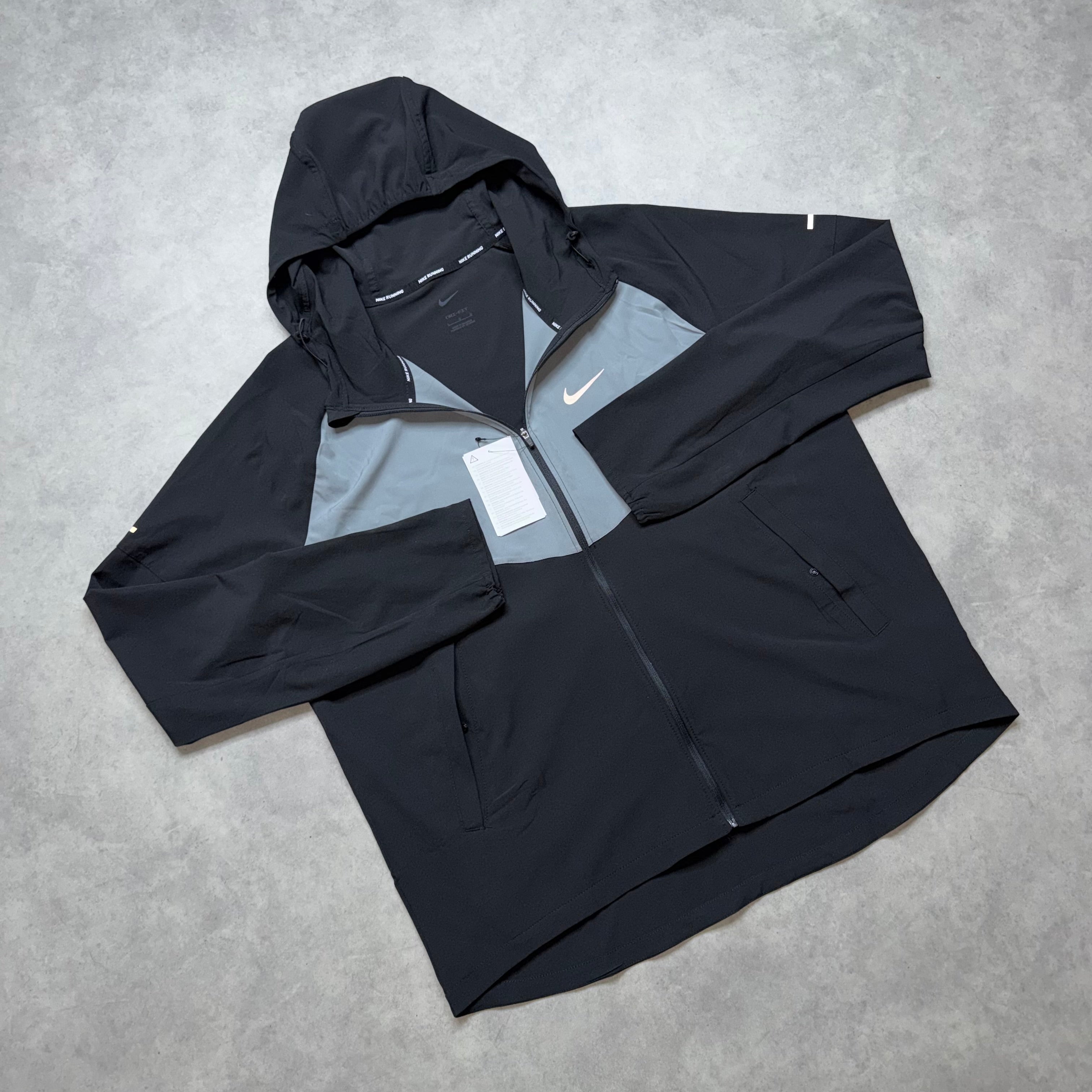 NIKE MILER 2.0 JACKET ‘BLACK,GREY’