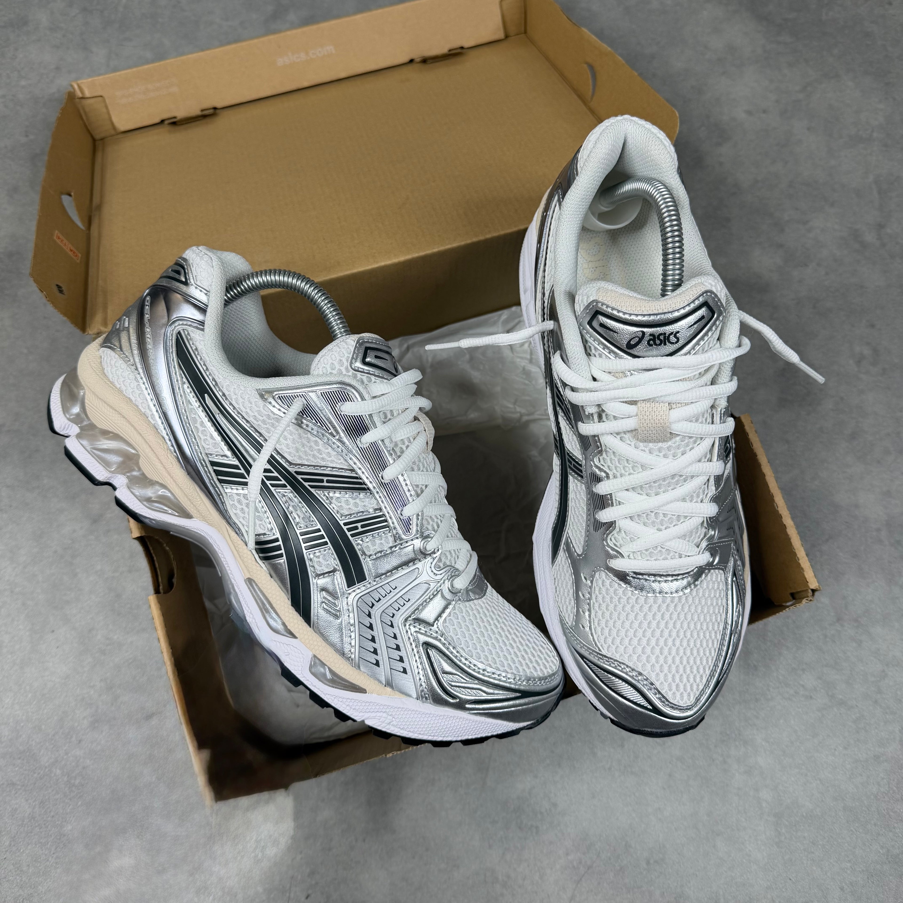 ASICS GEL-KAYANO 14 'WHITE GRAPHITE GREY'
