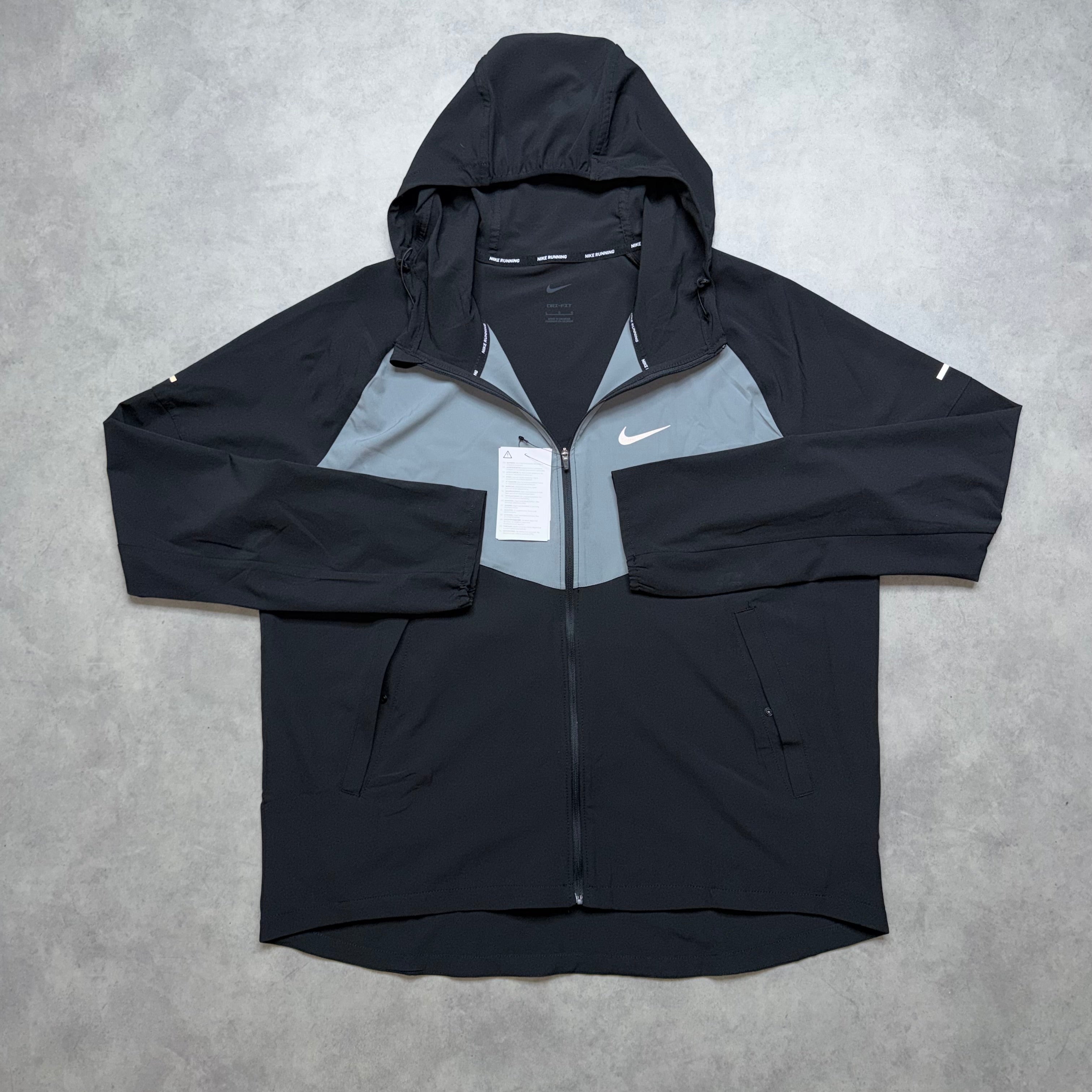 NIKE MILER 2.0 JACKET ‘BLACK,GREY’