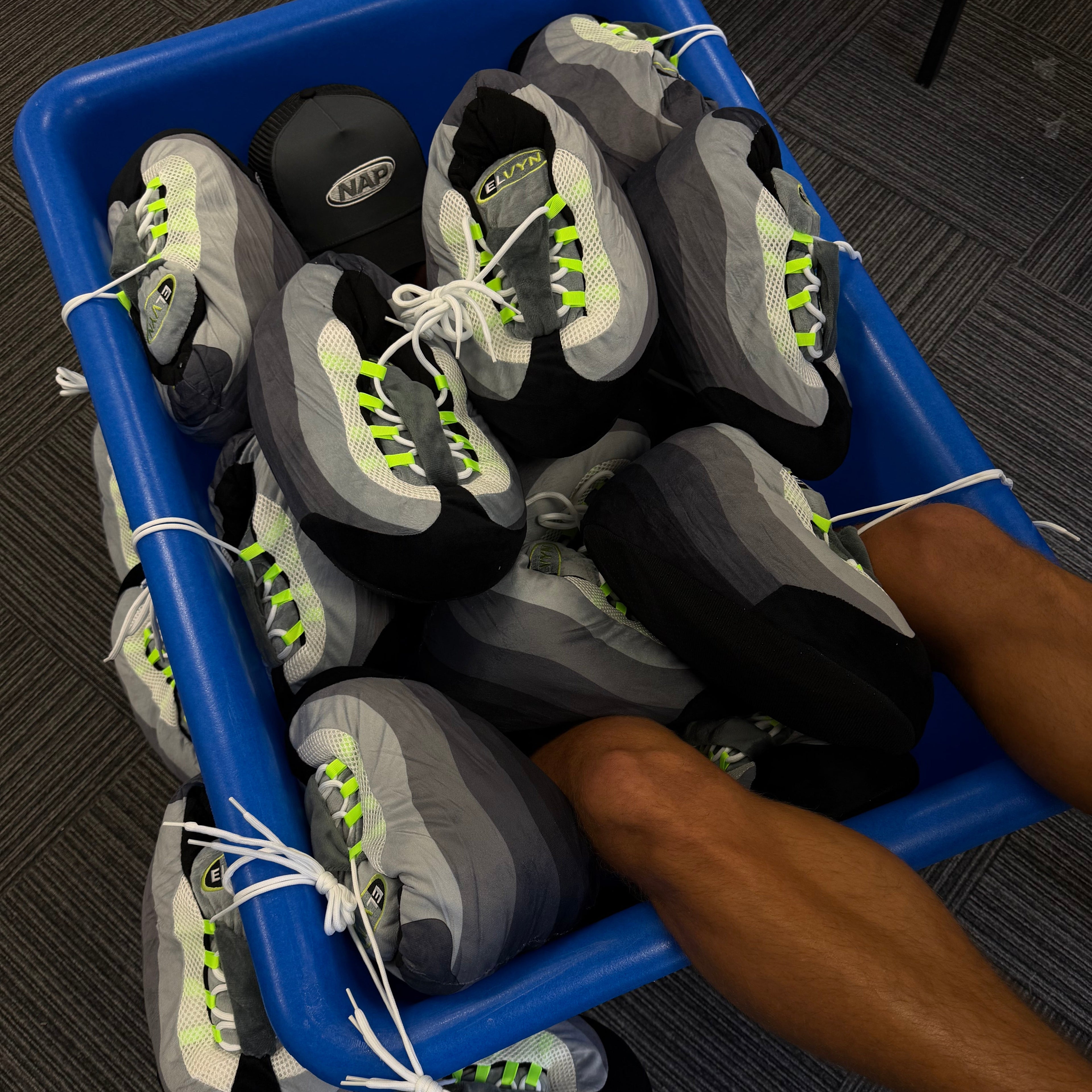 AIR 110 SLIPPERS OG 'NEON'