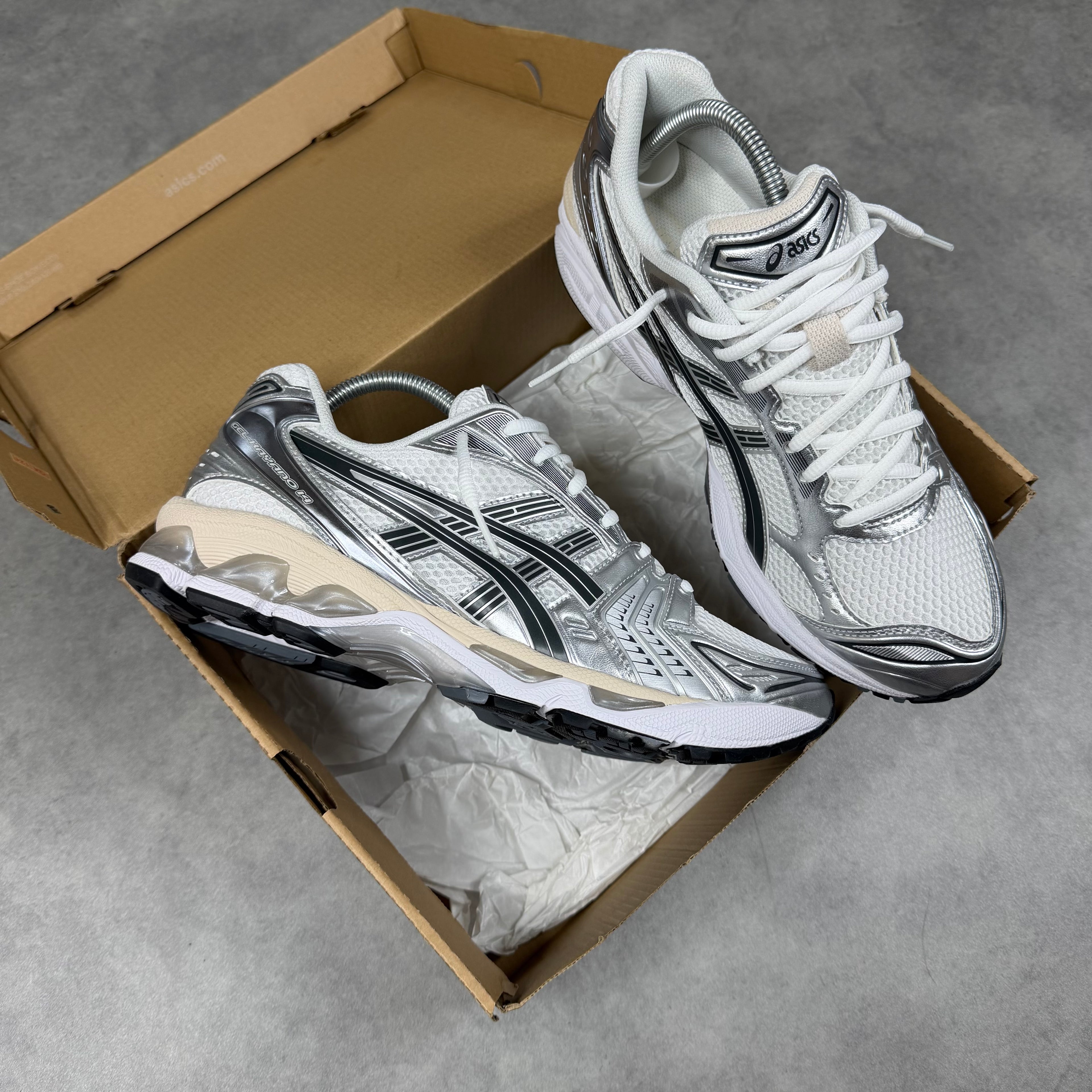 ASICS GEL-KAYANO 14 'WHITE GRAPHITE GREY'