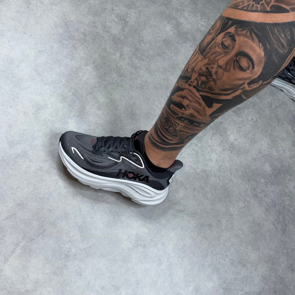 HOKA CLIFTON 10 'CARBON GREY'