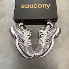 SAUCONY PROGRID OMNI 9 ‘WHITE BROWN’