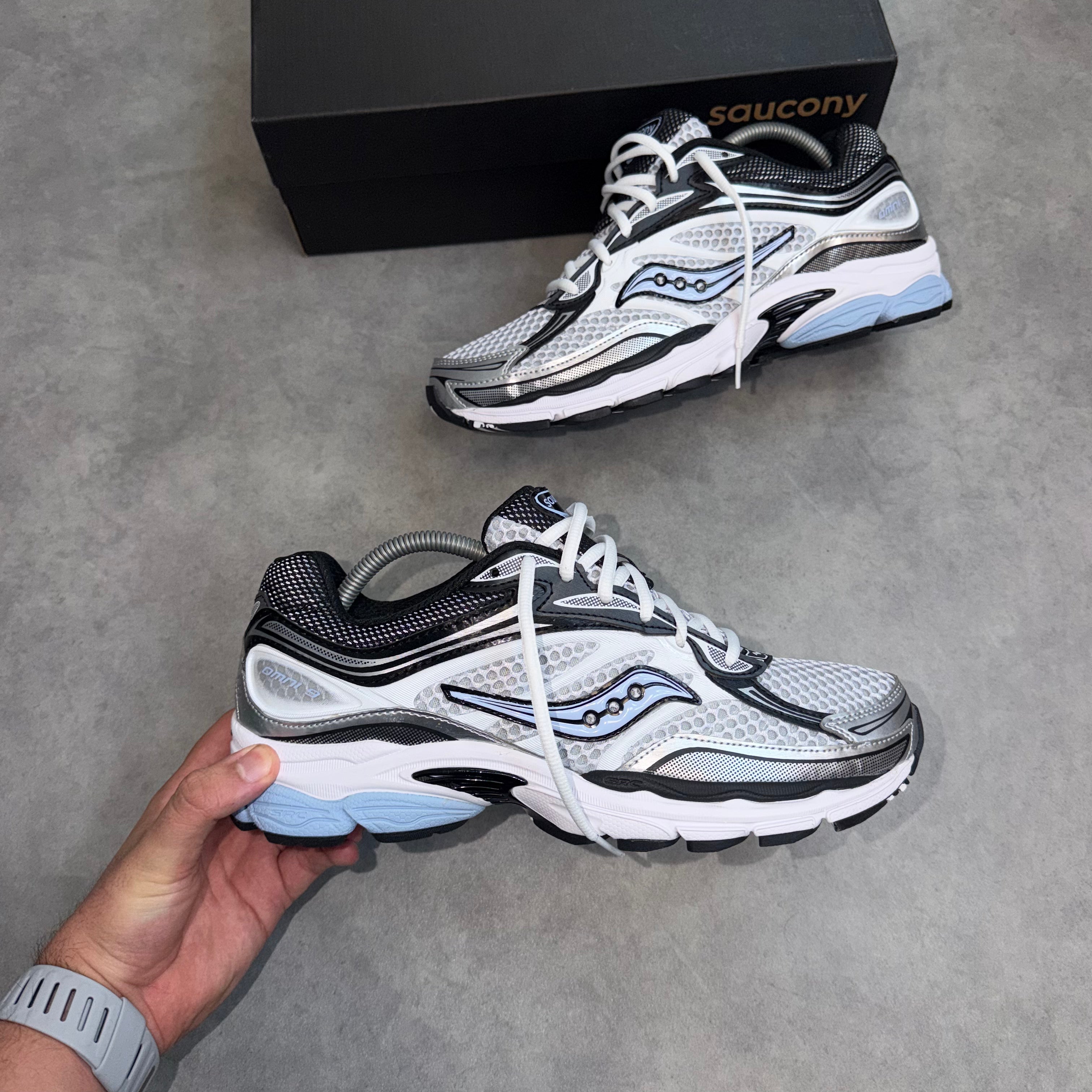 SAUCONY PROGRID OMNI 9 'FOG SKY'