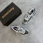 SAUCONY PROGRID OMNI 9 'WHITE OLIVE'